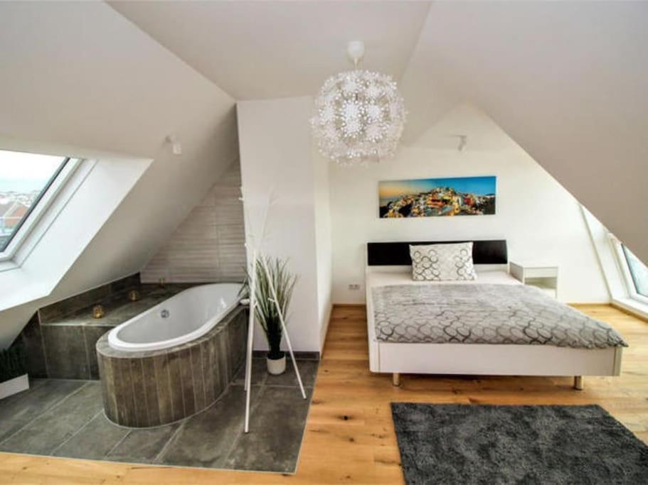 Luxury 2-Floor Rooftop Apartment With Terrace In The City Center 비엔나 외부 사진
